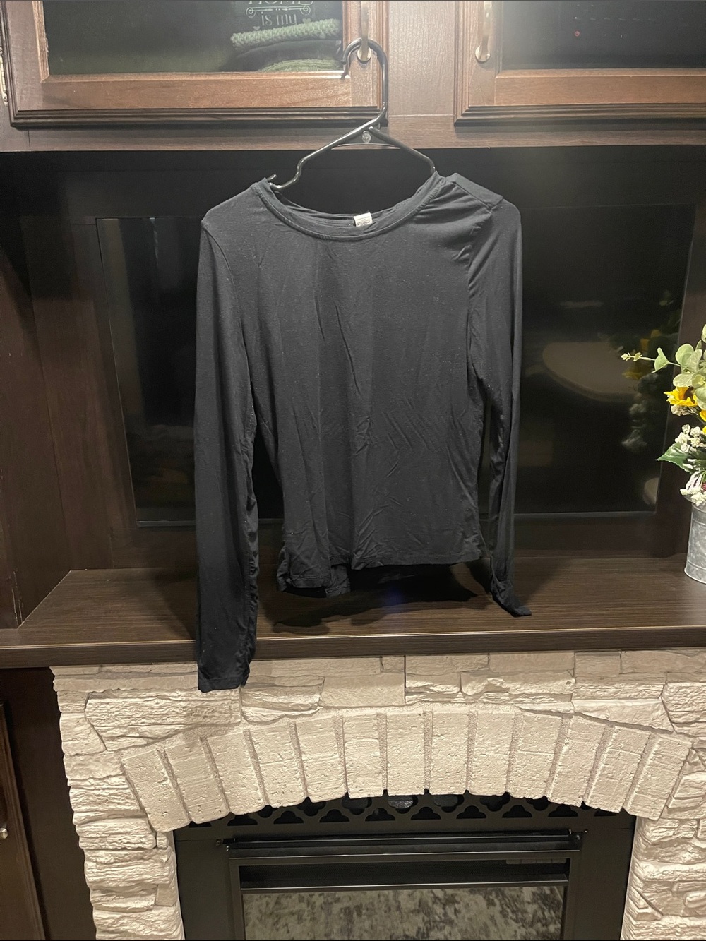 Long Sleeve Women's Crew Neck Tee - Black